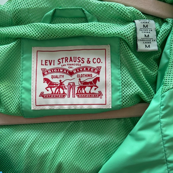 Levi’s Jacket - Picture 2 of 3